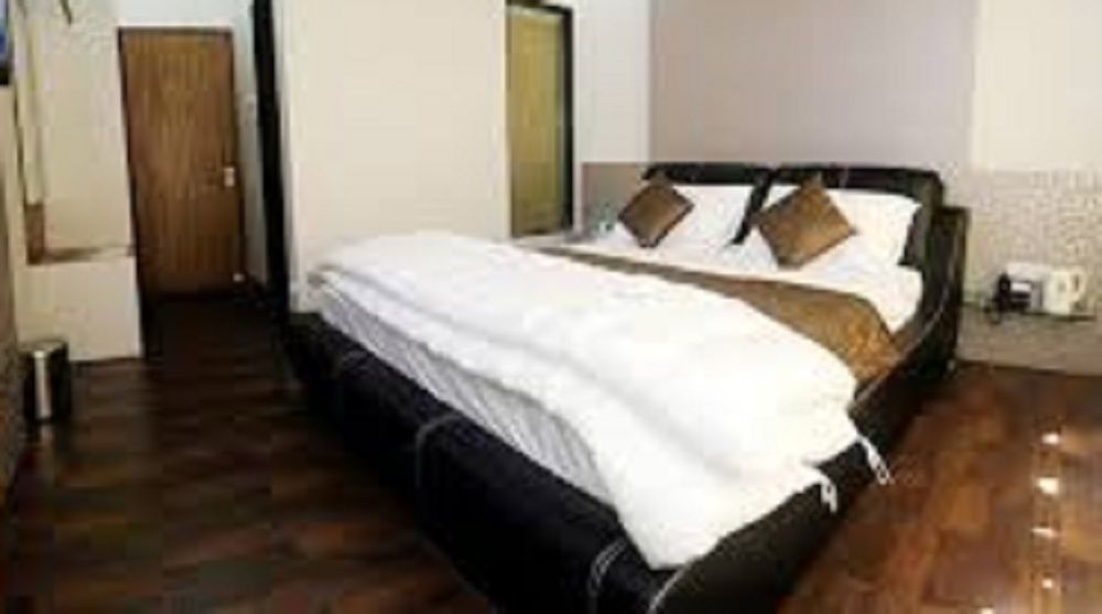 Hotel Sai Miracle Sirdi Kültér fotó