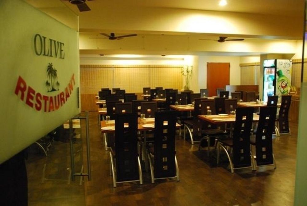 Hotel Sai Miracle Sirdi Kültér fotó