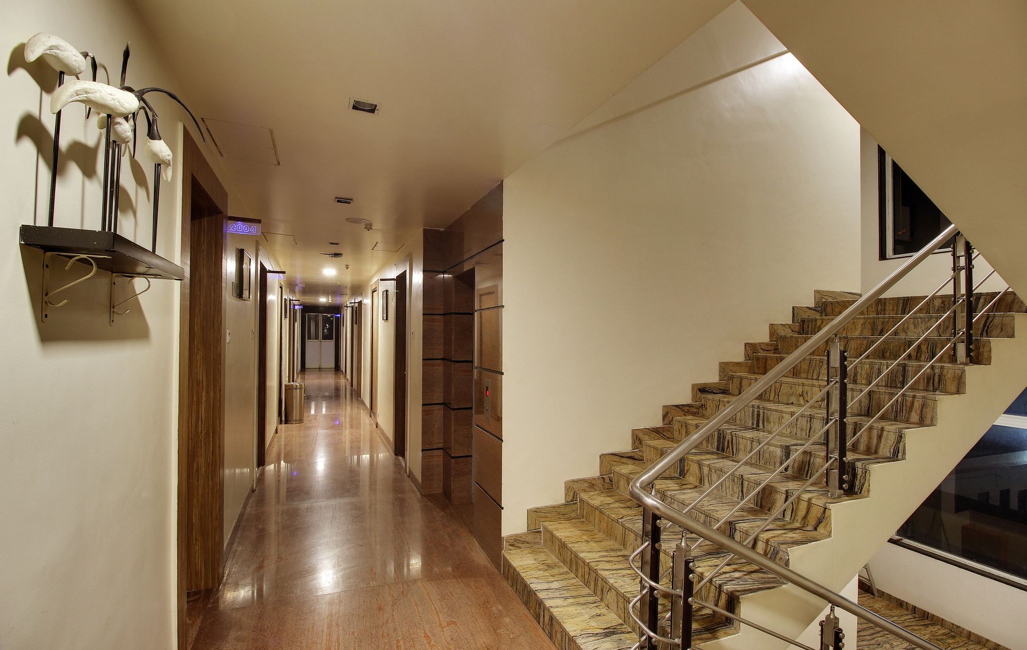 Hotel Sai Miracle Sirdi Kültér fotó